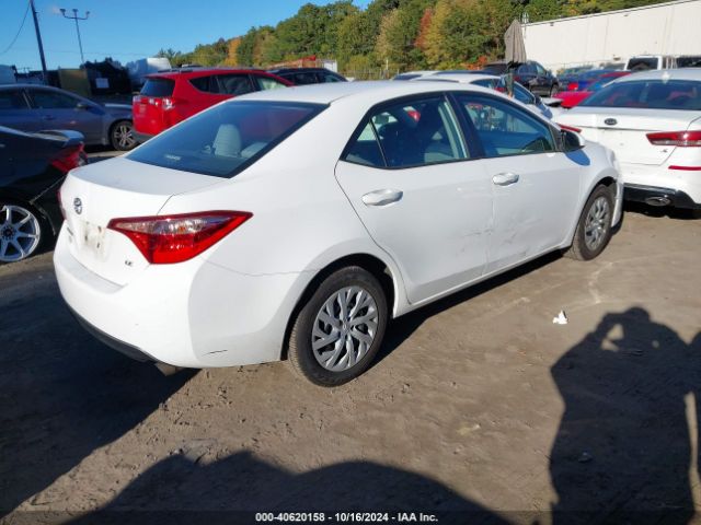 Photo 3 VIN: 2T1BURHE0JC040264 - TOYOTA COROLLA 