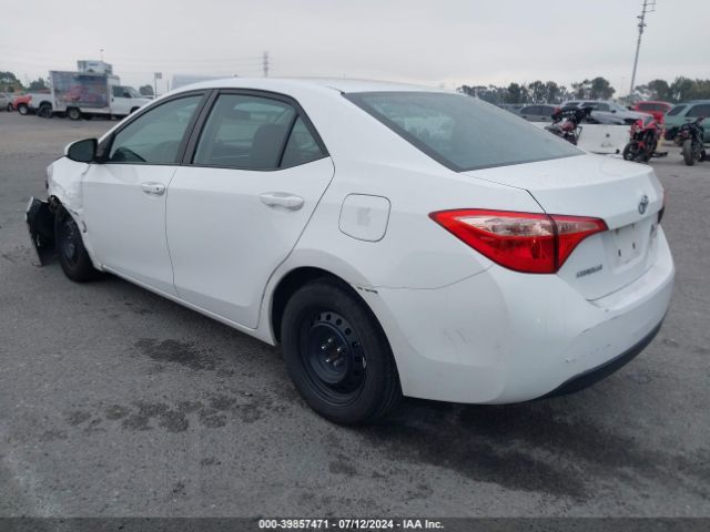 Photo 2 VIN: 2T1BURHE0JC073278 - TOYOTA COROLLA 