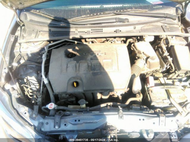 Photo 9 VIN: 2T1BURHE0JC123211 - TOYOTA COROLLA 