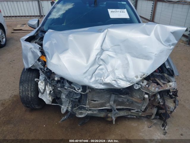 Photo 5 VIN: 2T1BURHE0JC124553 - TOYOTA COROLLA 