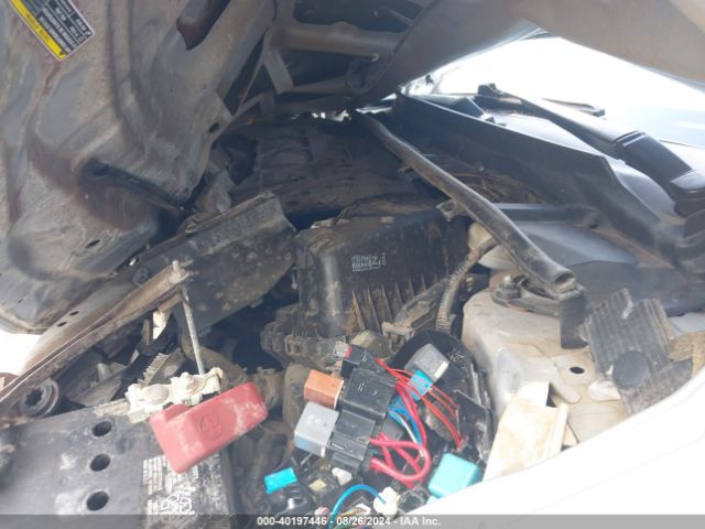 Photo 9 VIN: 2T1BURHE0JC124553 - TOYOTA COROLLA 