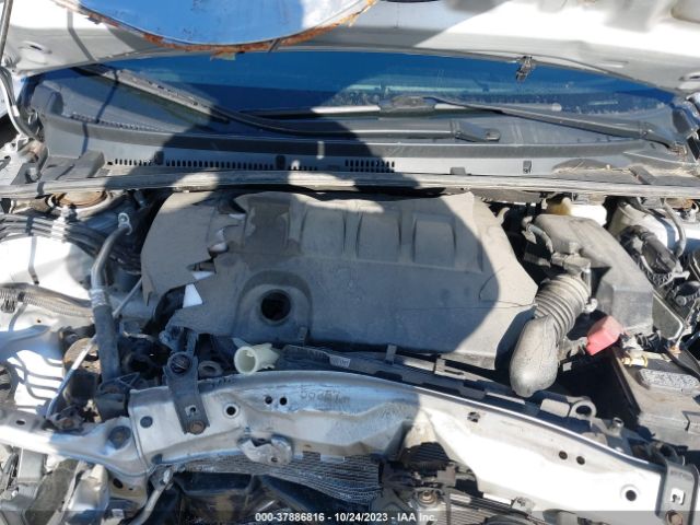 Photo 9 VIN: 2T1BURHE0JC975610 - TOYOTA COROLLA 