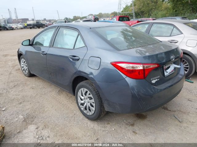 Photo 2 VIN: 2T1BURHE0JC977762 - TOYOTA COROLLA 