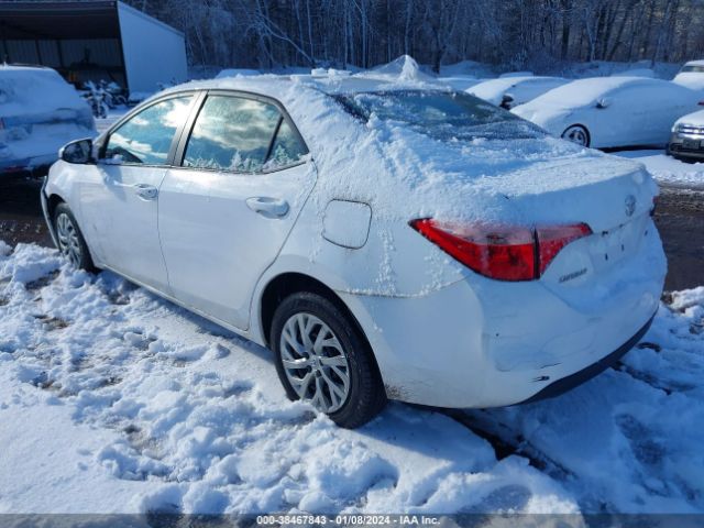 Photo 2 VIN: 2T1BURHE0JC986333 - TOYOTA COROLLA 