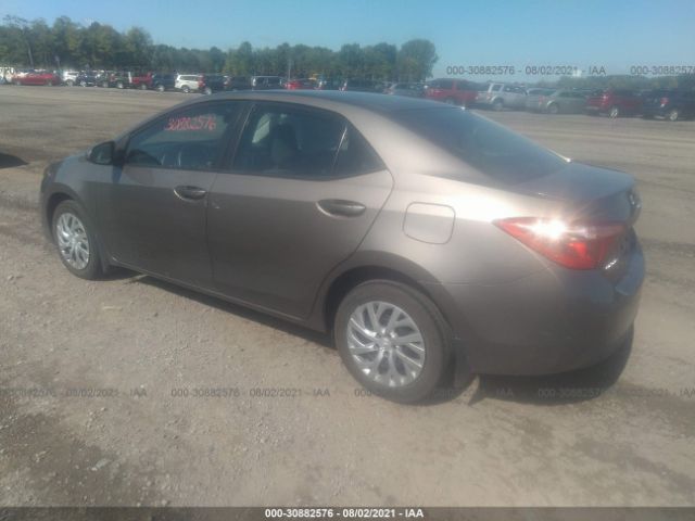 Photo 2 VIN: 2T1BURHE0JC991855 - TOYOTA COROLLA 