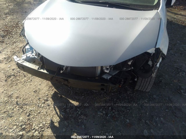 Photo 5 VIN: 2T1BURHE0KC128720 - TOYOTA COROLLA 