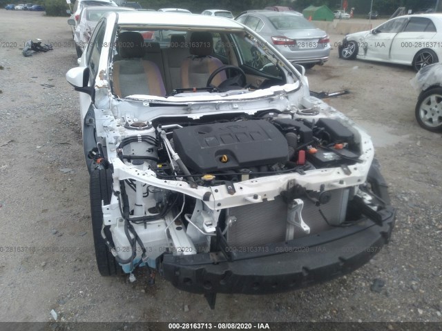 Photo 5 VIN: 2T1BURHE1EC012916 - TOYOTA COROLLA 