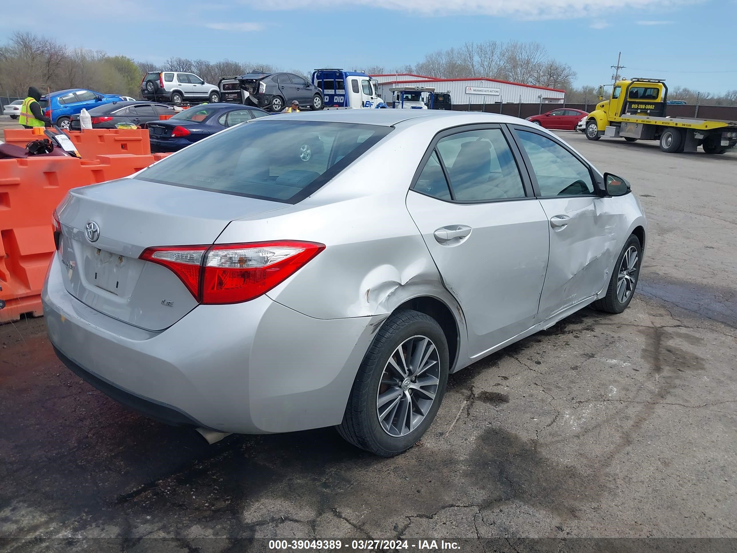 Photo 3 VIN: 2T1BURHE1GC513873 - TOYOTA COROLLA 