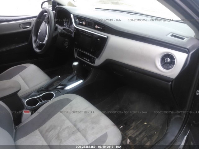 Photo 4 VIN: 2T1BURHE1HC857222 - TOYOTA COROLLA 