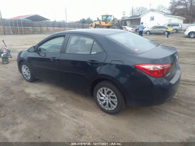 Photo 2 VIN: 2T1BURHE1JC002056 - TOYOTA COROLLA 