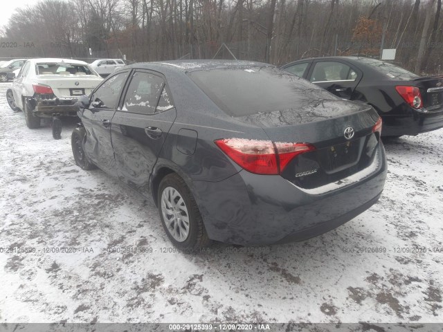 Photo 2 VIN: 2T1BURHE1JC024882 - TOYOTA COROLLA 