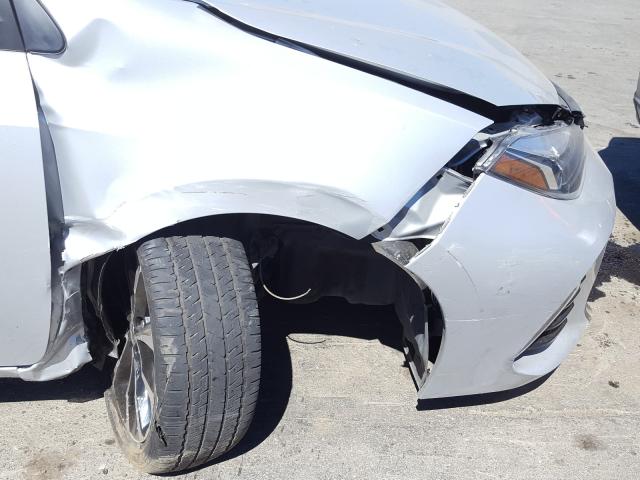 Photo 8 VIN: 2T1BURHE1JC028379 - TOYOTA COROLLA L 