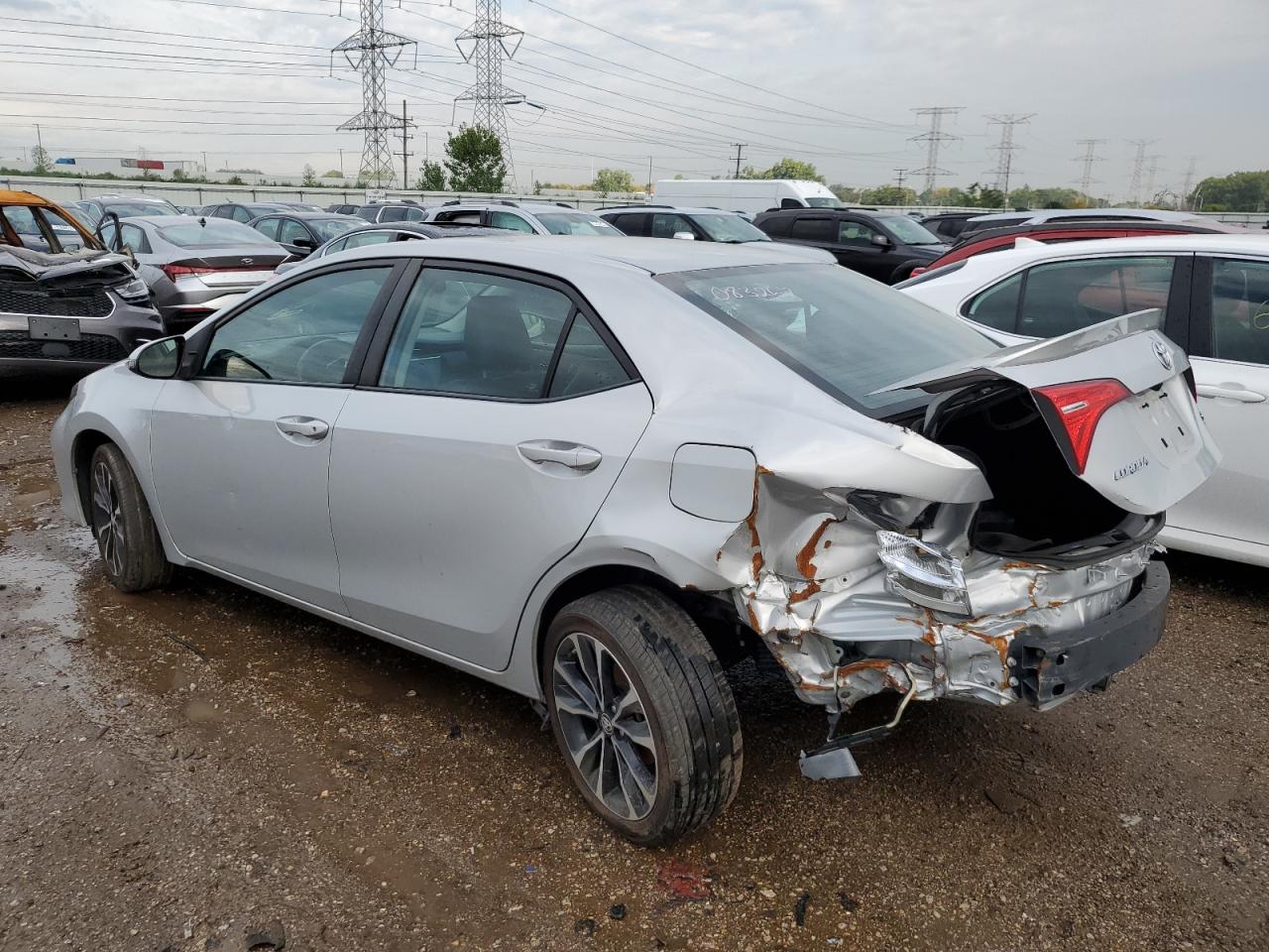 Photo 1 VIN: 2T1BURHE1JC083267 - TOYOTA COROLLA 