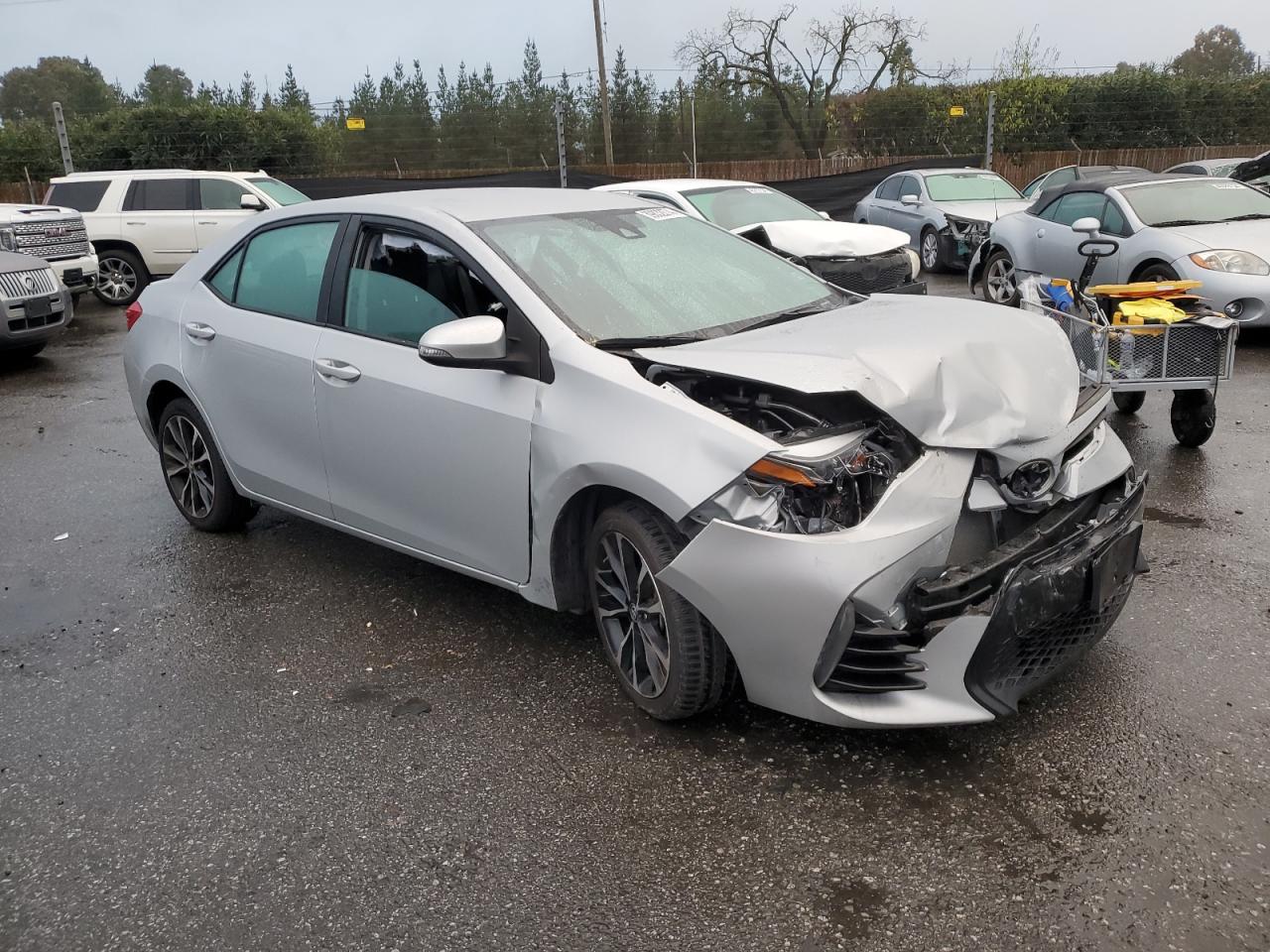 Photo 3 VIN: 2T1BURHE1JC094348 - TOYOTA COROLLA 