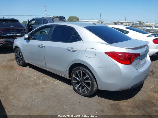 Photo 2 VIN: 2T1BURHE1JC123668 - TOYOTA COROLLA 