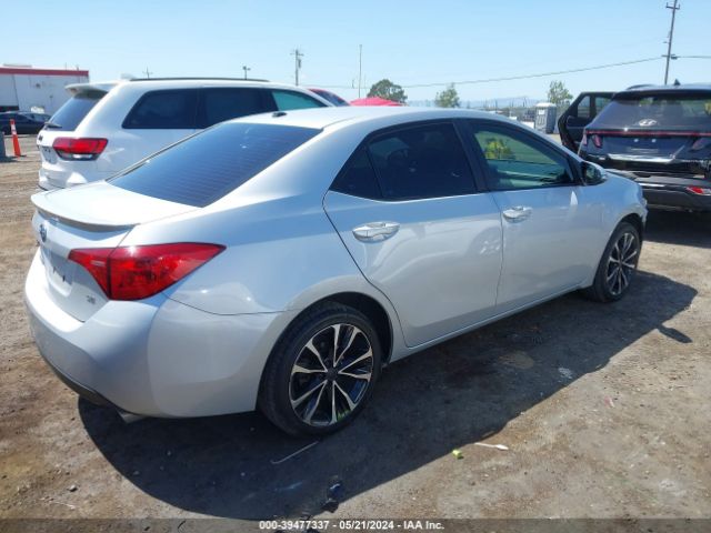 Photo 3 VIN: 2T1BURHE1JC123668 - TOYOTA COROLLA 