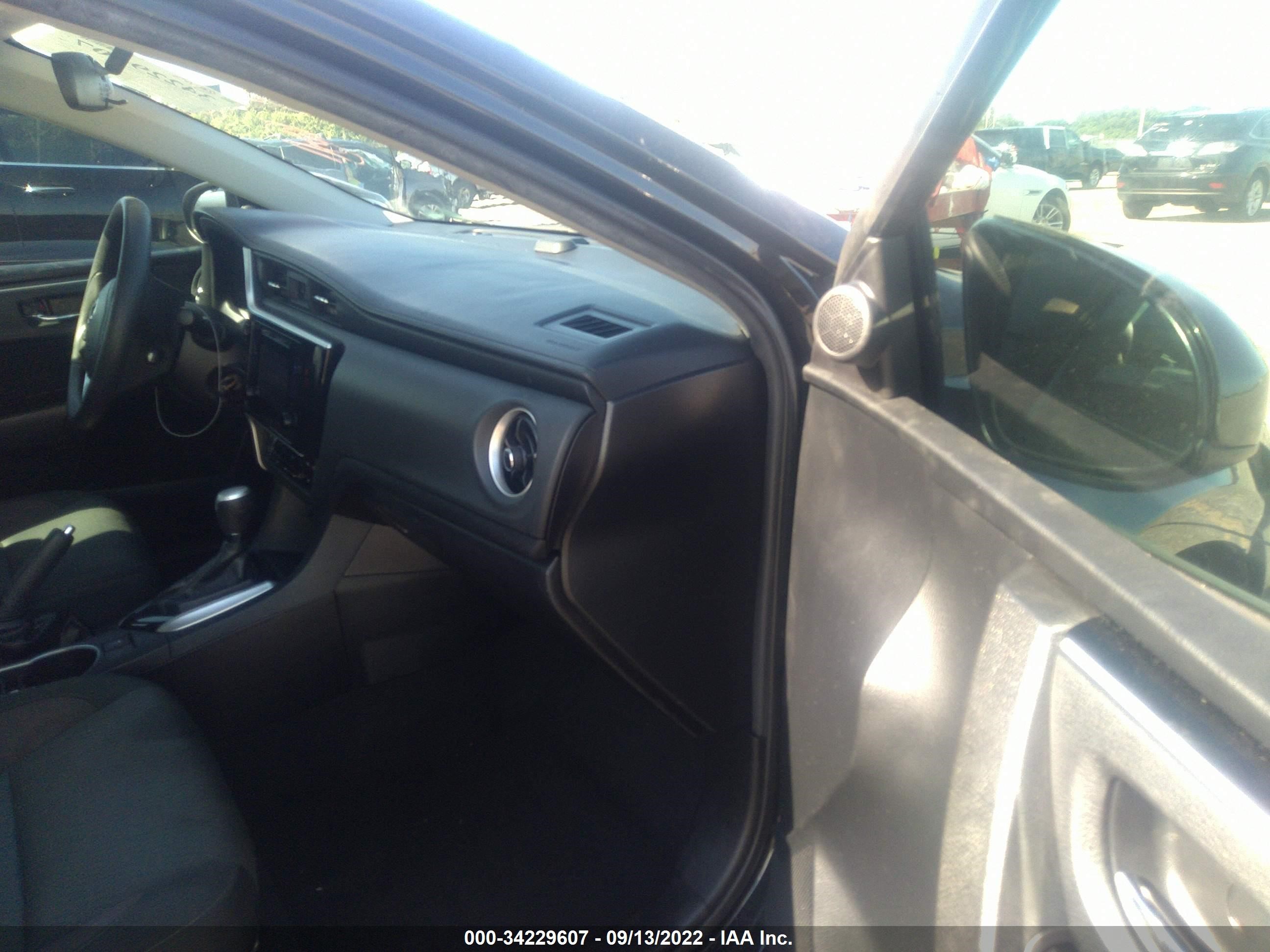 Photo 4 VIN: 2T1BURHE1KC211590 - TOYOTA COROLLA 