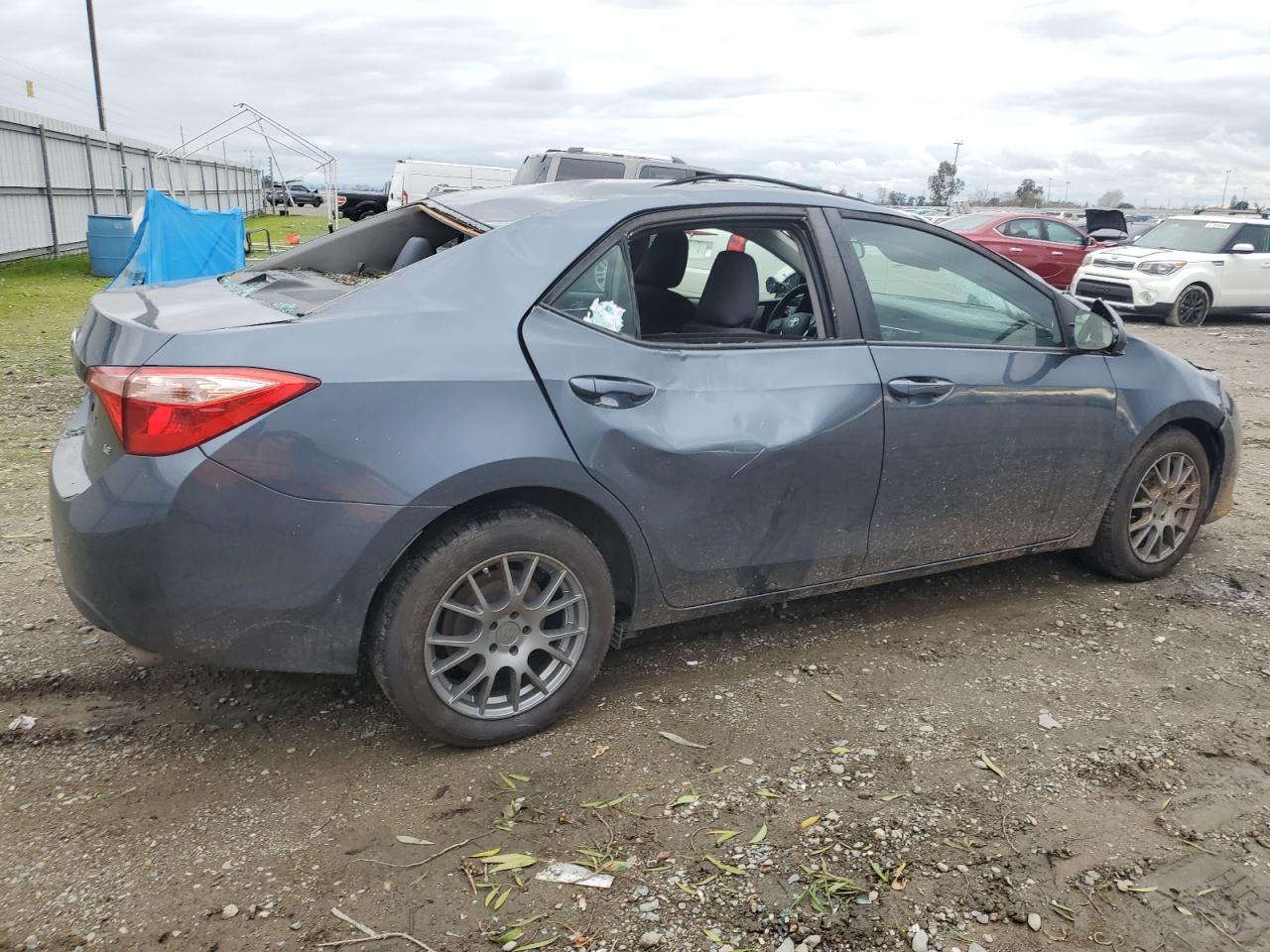 Photo 2 VIN: 2T1BURHE1KC242743 - TOYOTA COROLLA 