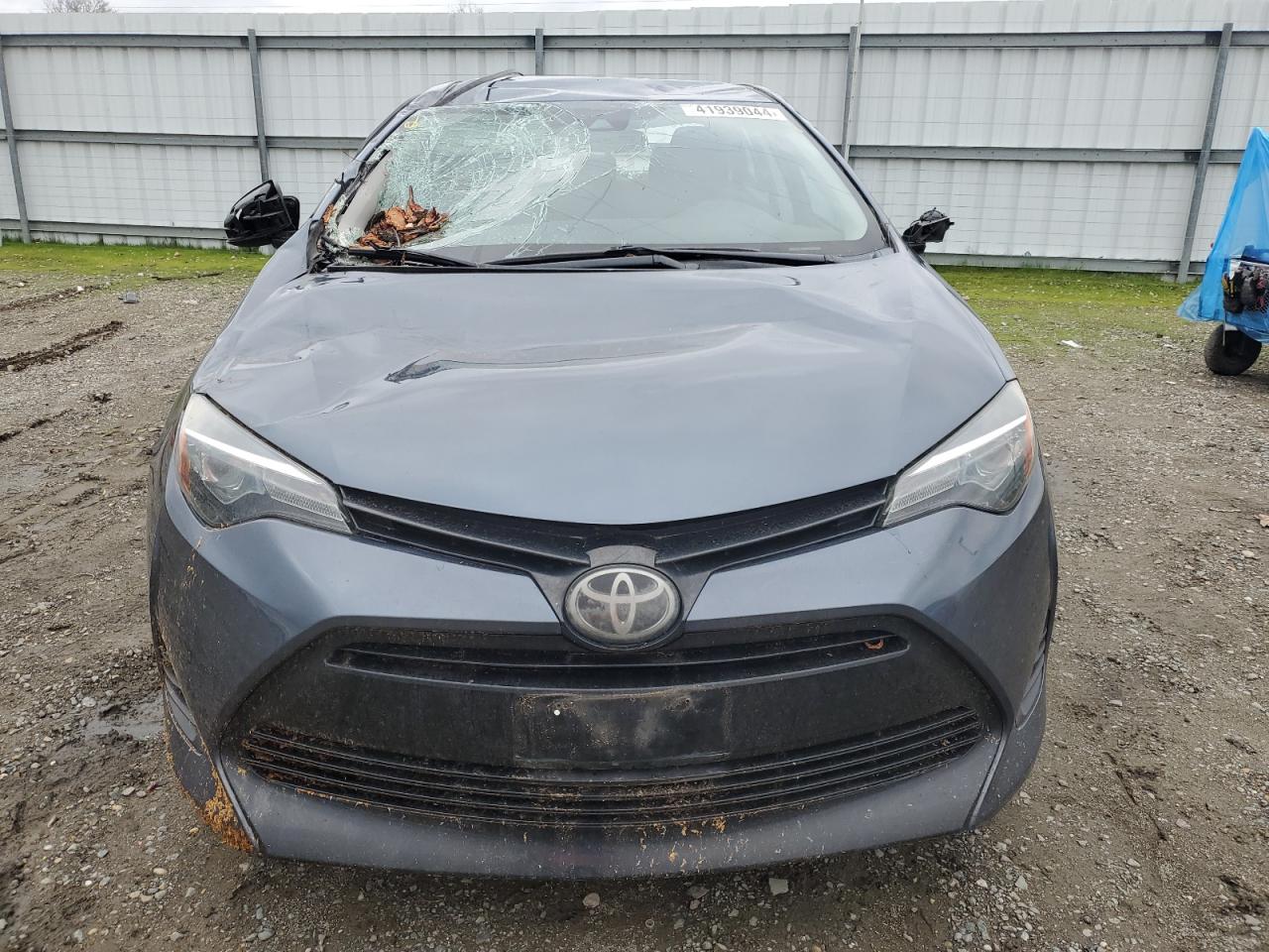 Photo 4 VIN: 2T1BURHE1KC242743 - TOYOTA COROLLA 