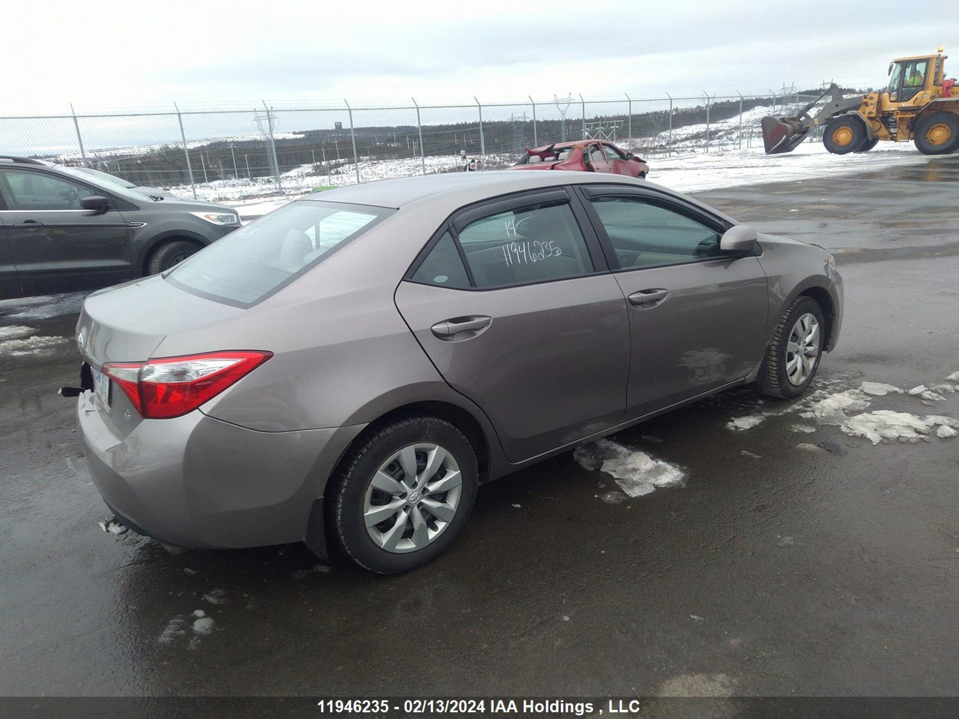 Photo 3 VIN: 2T1BURHE2EC164249 - TOYOTA COROLLA 