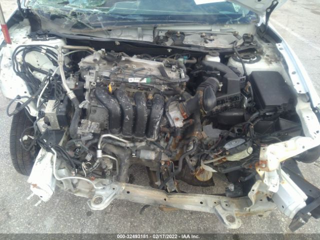 Photo 9 VIN: 2T1BURHE2HC884896 - TOYOTA COROLLA 