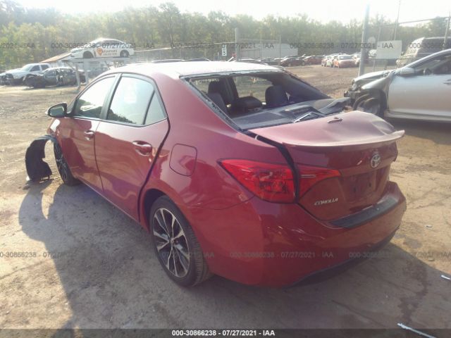 Photo 2 VIN: 2T1BURHE2JC013714 - TOYOTA COROLLA 