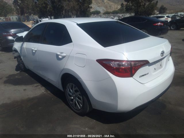 Photo 2 VIN: 2T1BURHE2JC029542 - TOYOTA COROLLA 