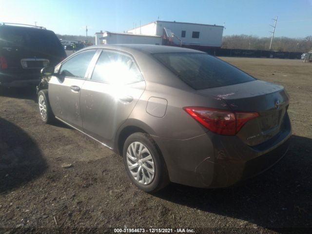 Photo 2 VIN: 2T1BURHE2JC035289 - TOYOTA COROLLA 