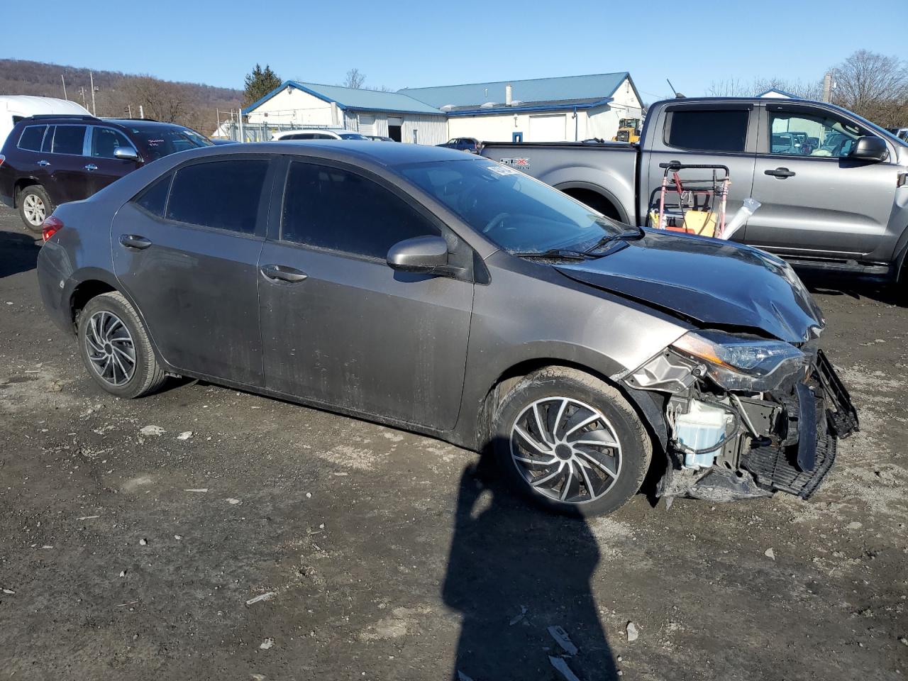 Photo 3 VIN: 2T1BURHE2JC116454 - TOYOTA COROLLA 