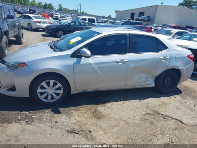 Photo 5 VIN: 2T1BURHE2JC970523 - TOYOTA COROLLA 