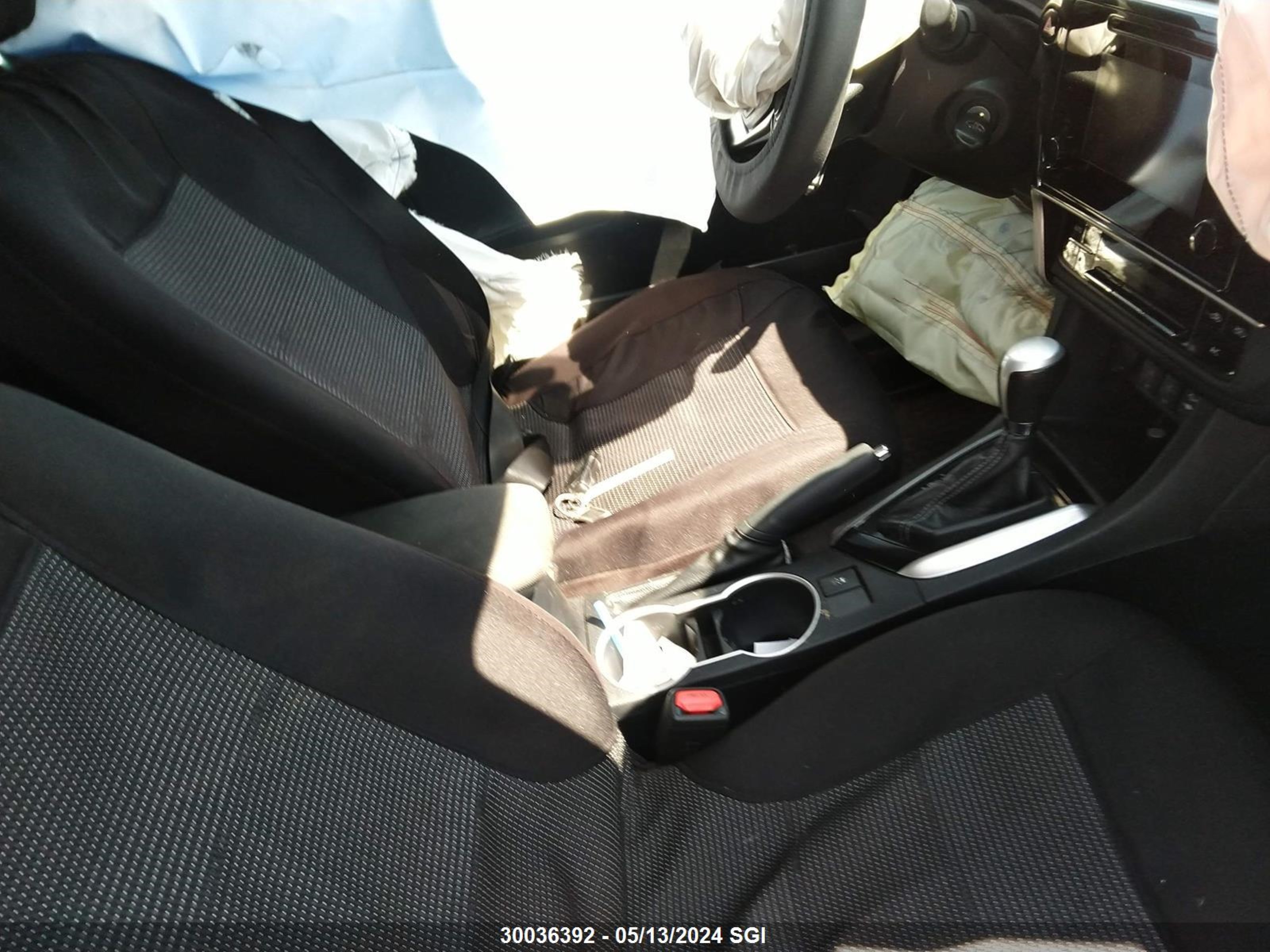 Photo 4 VIN: 2T1BURHE2KC126919 - TOYOTA COROLLA 