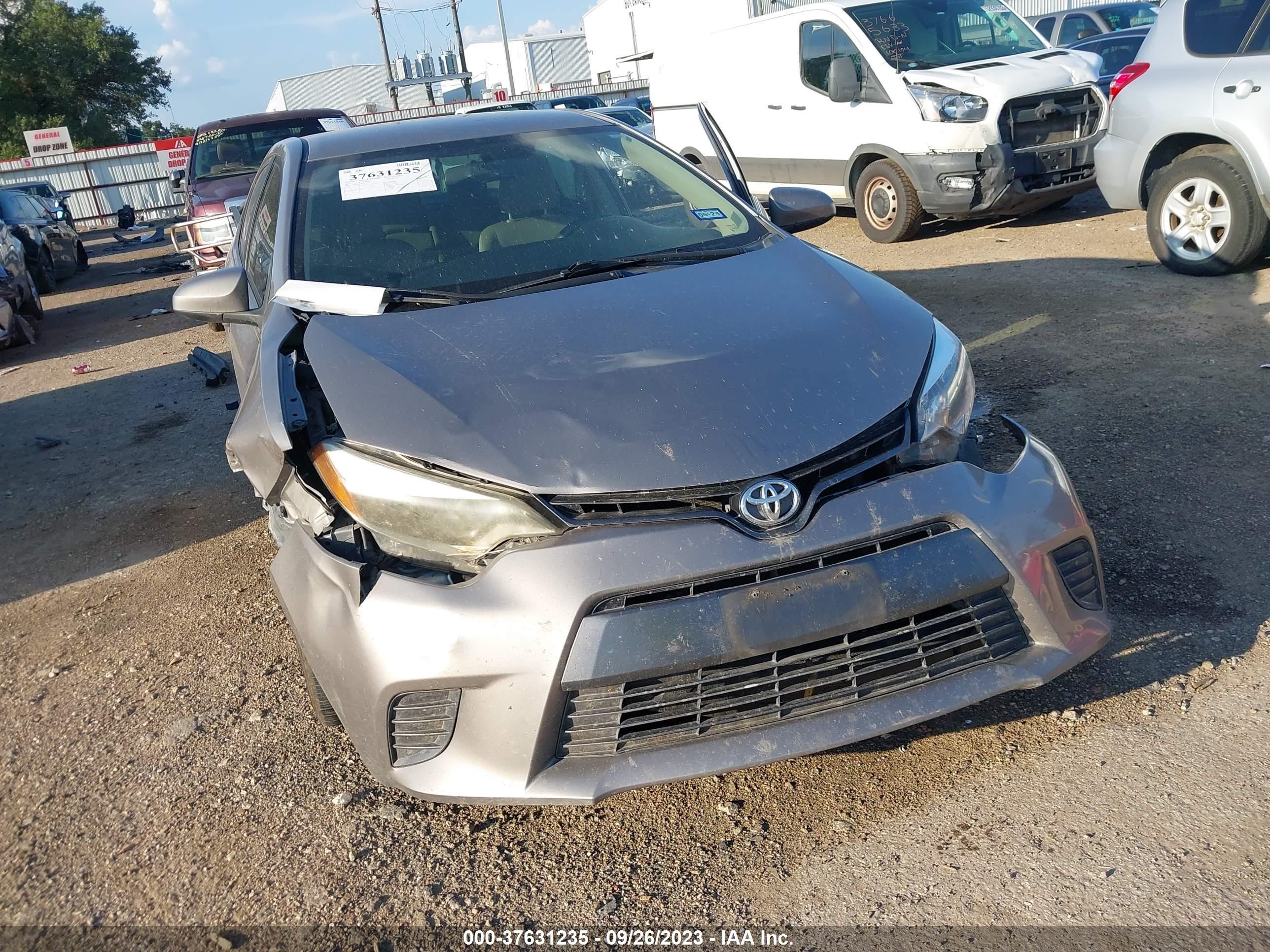 Photo 5 VIN: 2T1BURHE3FC232902 - TOYOTA COROLLA 