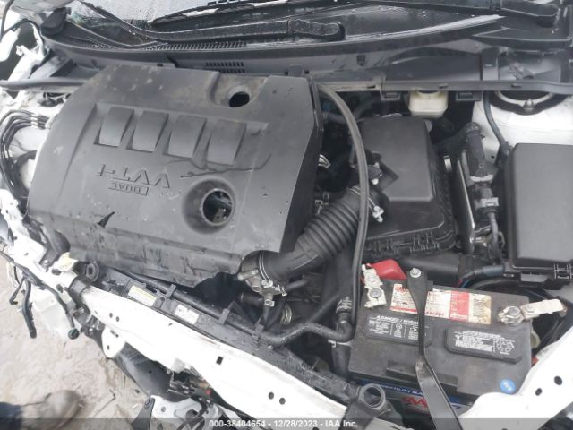 Photo 9 VIN: 2T1BURHE3FC471172 - TOYOTA COROLLA 