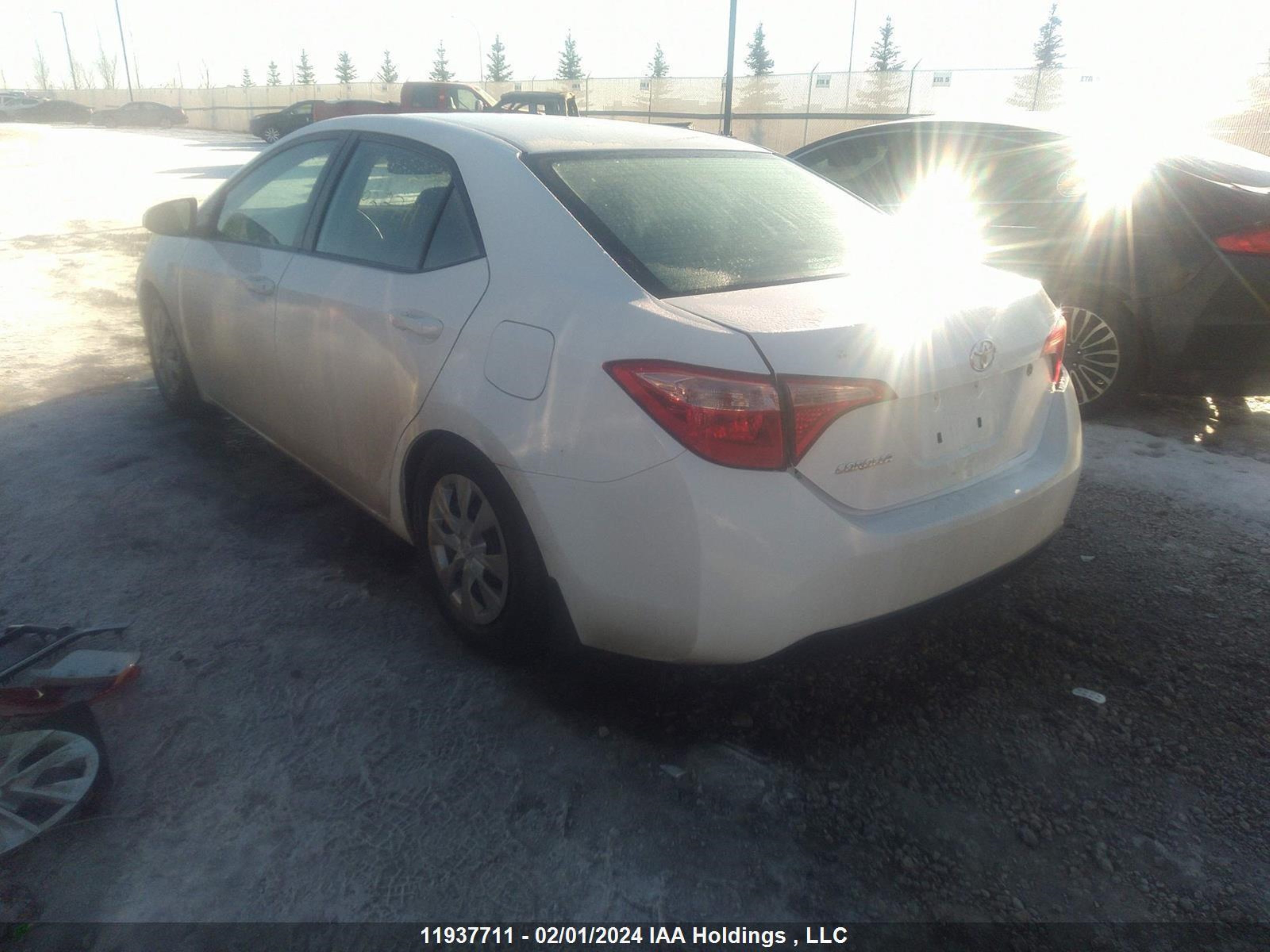 Photo 2 VIN: 2T1BURHE3HC901317 - TOYOTA COROLLA 