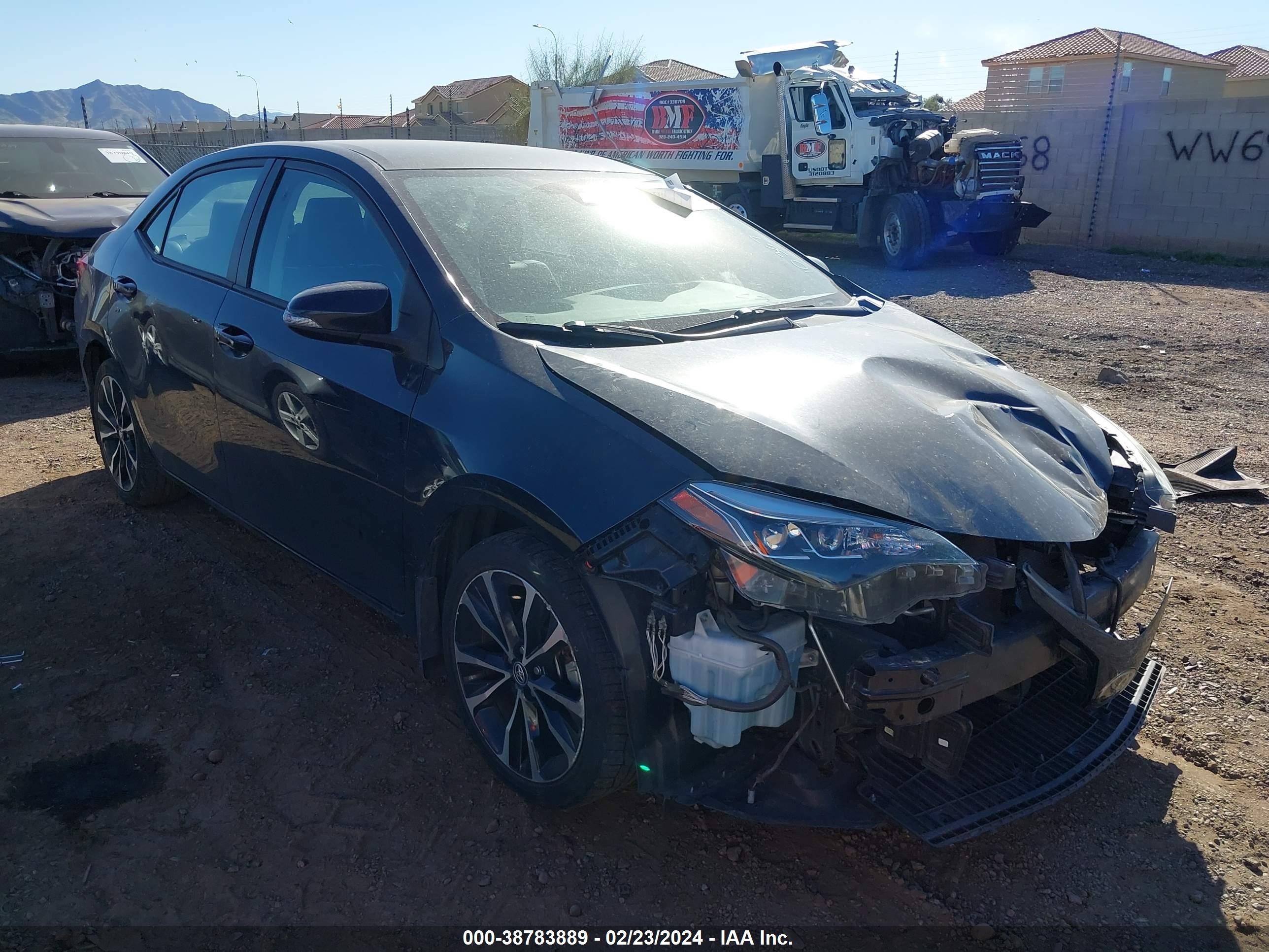 Photo 0 VIN: 2T1BURHE3JC002544 - TOYOTA COROLLA 