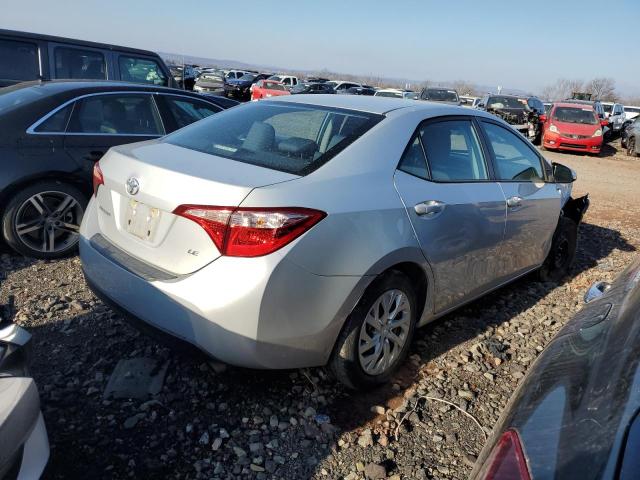 Photo 2 VIN: 2T1BURHE3JC027928 - TOYOTA COROLLA L 