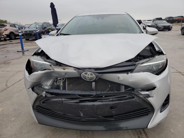 Photo 4 VIN: 2T1BURHE3JC045300 - TOYOTA COROLLA 