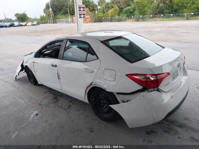 Photo 2 VIN: 2T1BURHE3JC066020 - TOYOTA COROLLA 