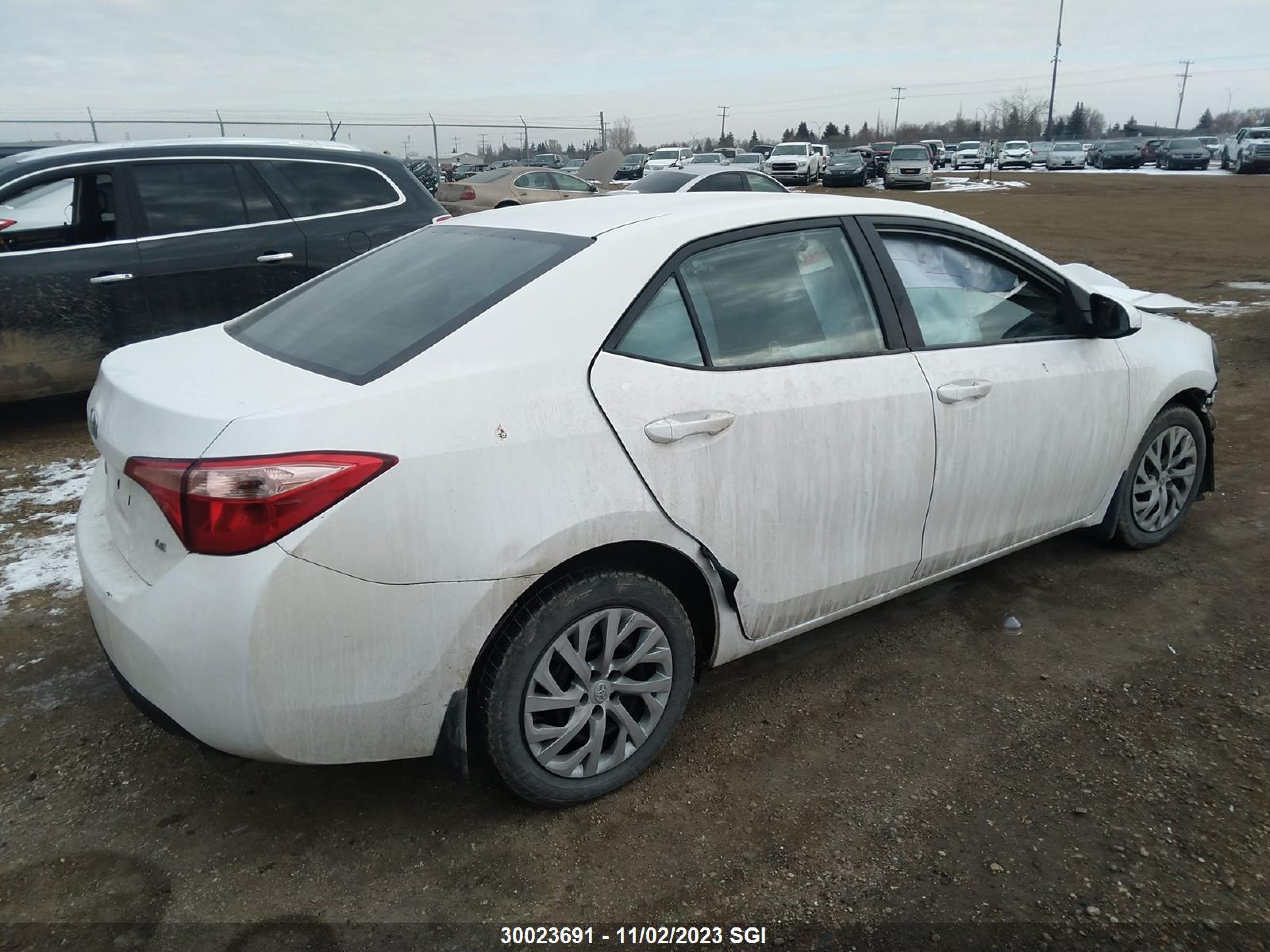 Photo 3 VIN: 2T1BURHE3JC075350 - TOYOTA COROLLA 