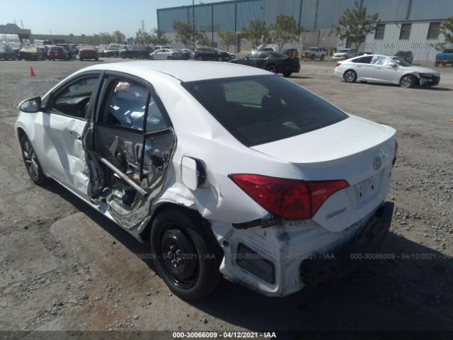 Photo 2 VIN: 2T1BURHE3JC098062 - TOYOTA COROLLA 