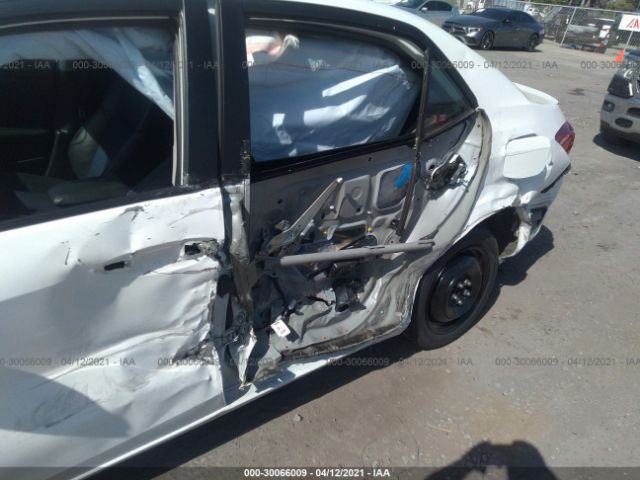 Photo 5 VIN: 2T1BURHE3JC098062 - TOYOTA COROLLA 