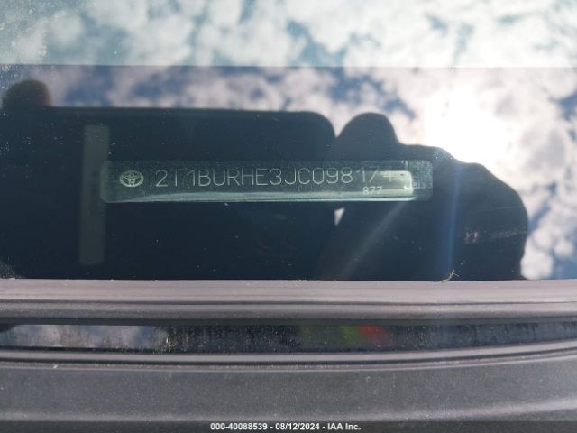 Photo 8 VIN: 2T1BURHE3JC098174 - TOYOTA COROLLA 