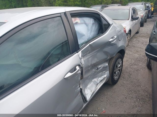 Photo 5 VIN: 2T1BURHE3JC099549 - TOYOTA COROLLA 