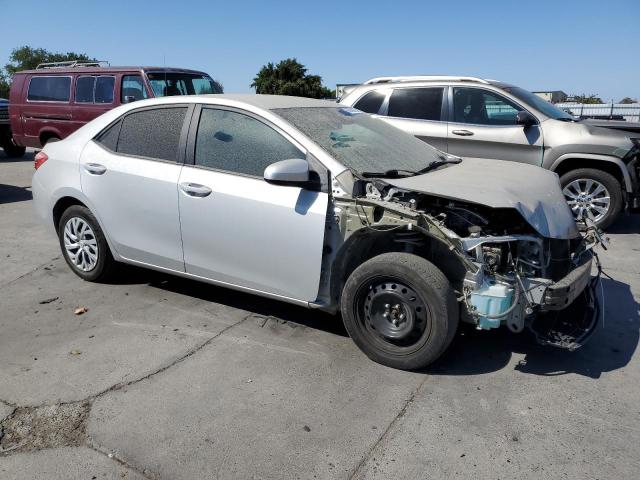 Photo 3 VIN: 2T1BURHE3JC102871 - TOYOTA COROLLA 