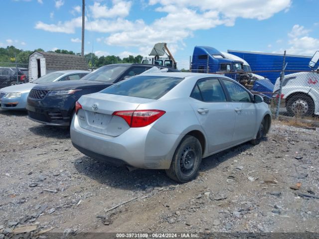 Photo 3 VIN: 2T1BURHE3JC106225 - TOYOTA COROLLA 