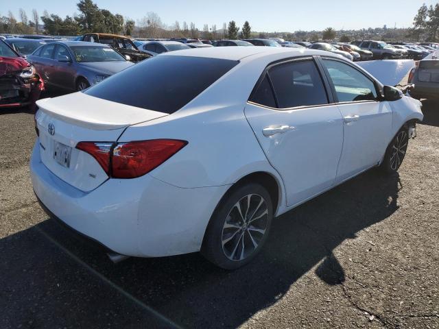 Photo 2 VIN: 2T1BURHE3JC118584 - TOYOTA COROLLA L 