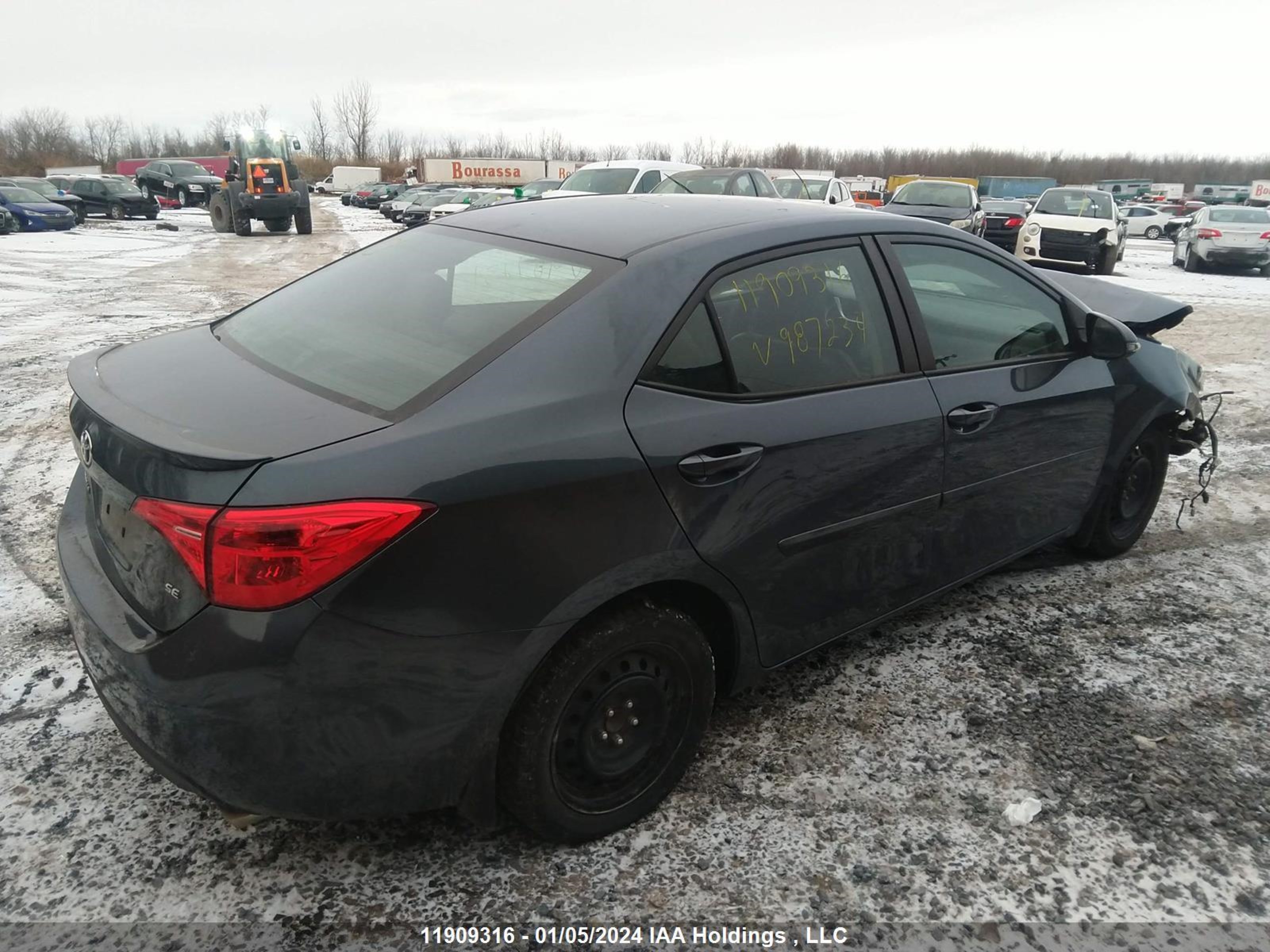 Photo 3 VIN: 2T1BURHE3JC987234 - TOYOTA COROLLA 