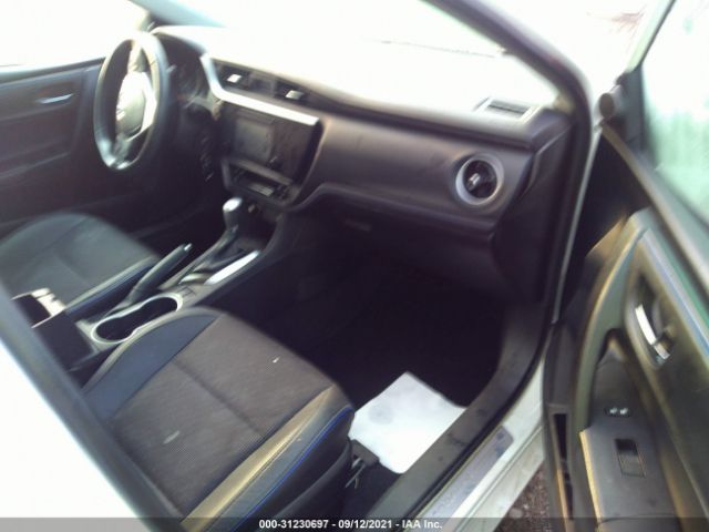 Photo 4 VIN: 2T1BURHE3KC138237 - TOYOTA COROLLA 