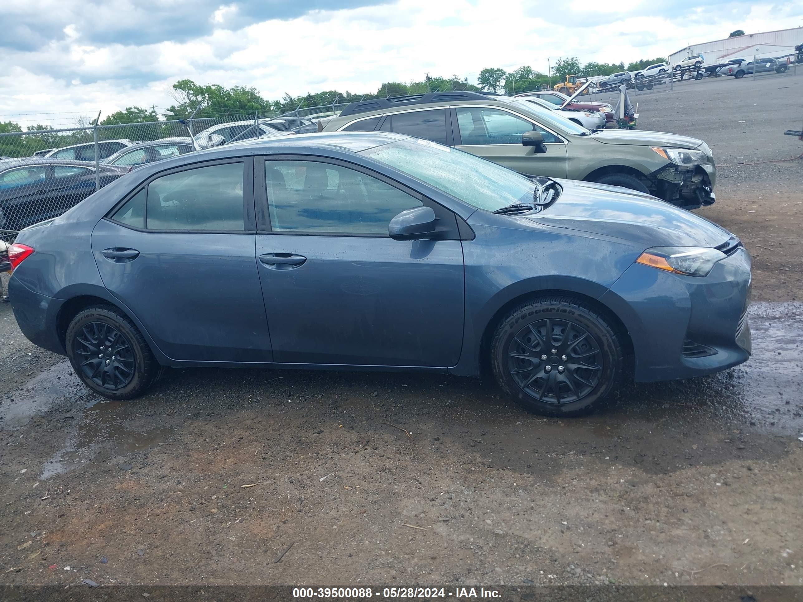 Photo 13 VIN: 2T1BURHE3KC161145 - TOYOTA COROLLA 