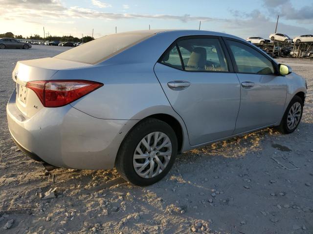 Photo 2 VIN: 2T1BURHE3KC164479 - TOYOTA COROLLA L 